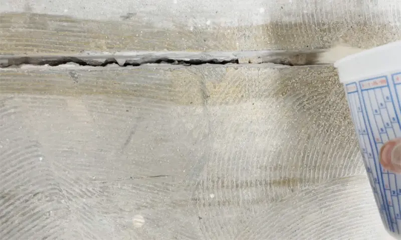 Concrete Crack Repair Epoxy Filler - Image 2
