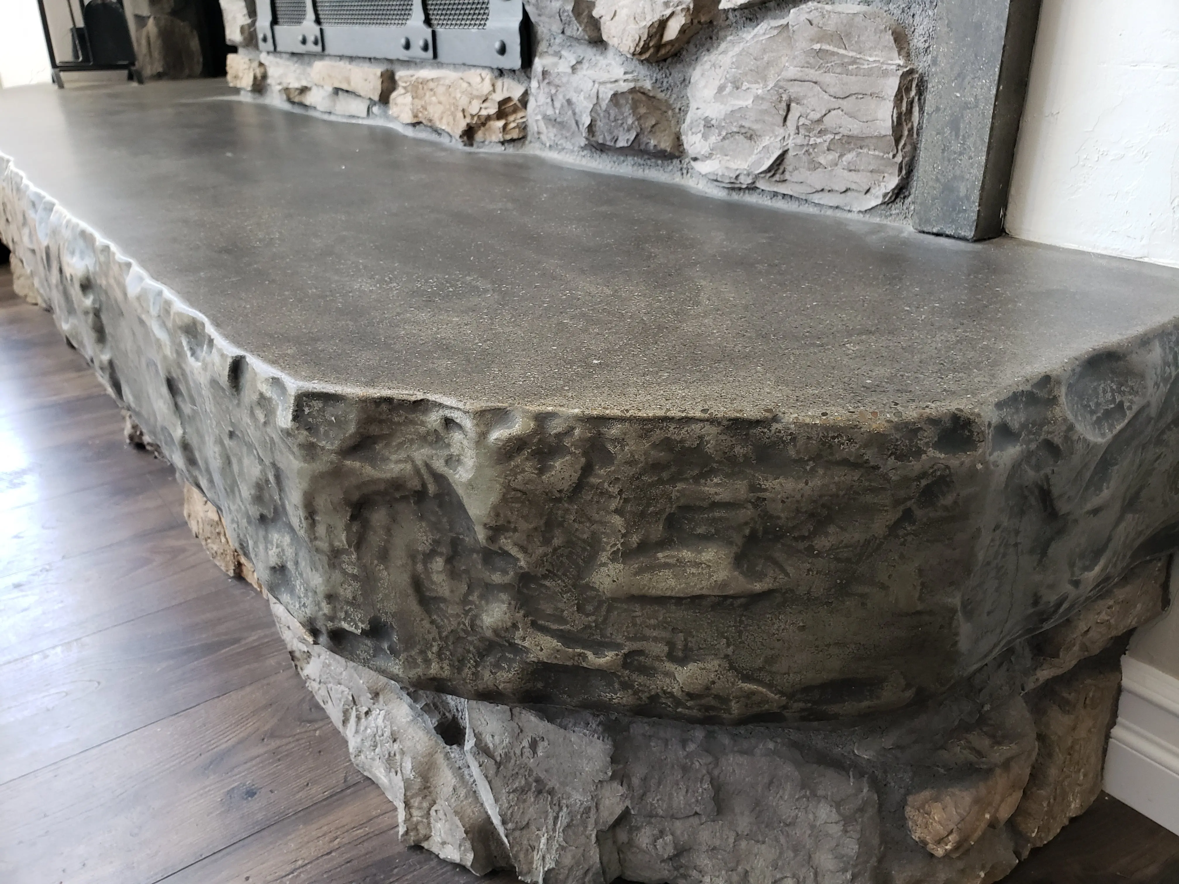 Concrete Edge Form Liner - 7" Rough Rock (88" Long) - Image 3