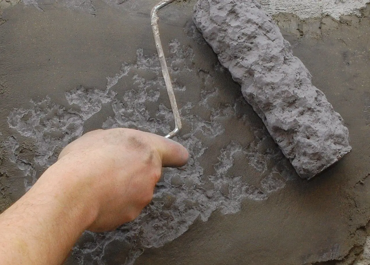 Concrete Texture Roller Sleeve - Lightweight Vertical Stamping - Rough Stone - Image 3