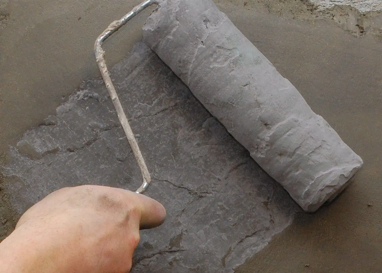 Concrete Texture Roller Sleeve - Lightweight Vertical Stamping - Slate - Image 3