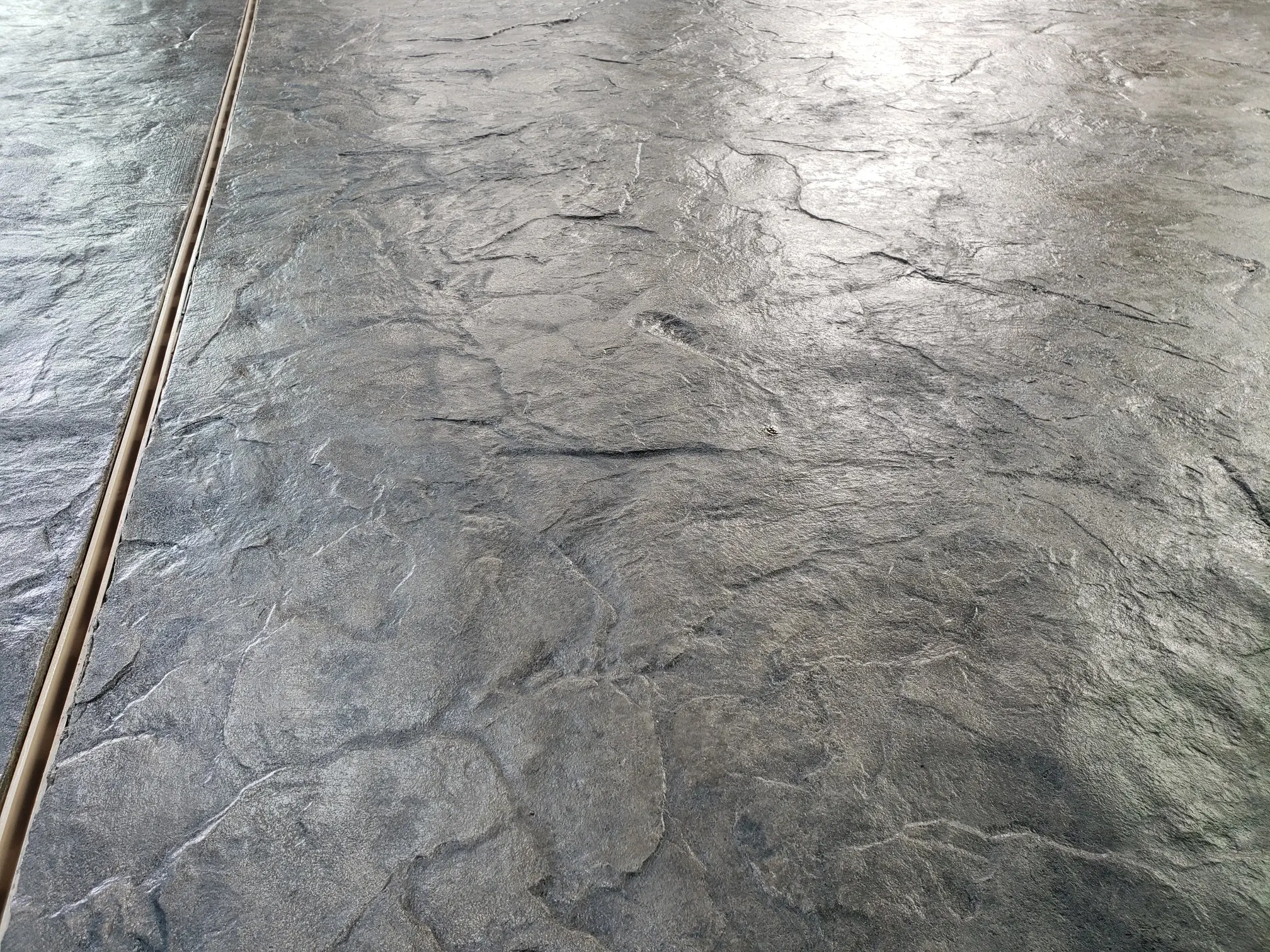 Concrete Seamless Stamp Mat - Fractured Thin Slate - Image 2