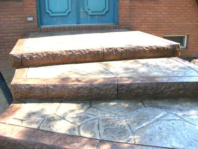Concrete Step Insert Form Liner - 6' Long x 7.25" Chiseled Granite - Image 2