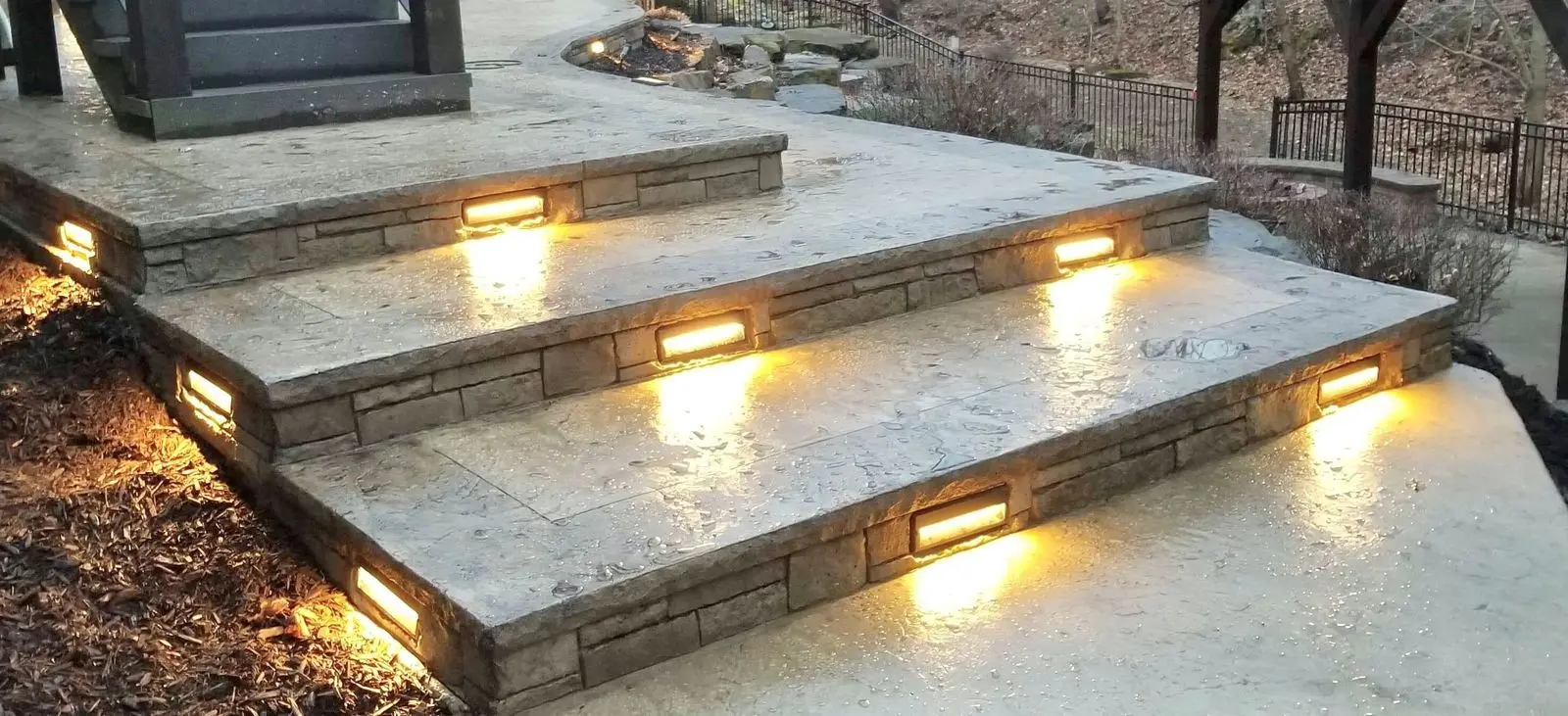 Concrete Step Insert Form Liner - 7.25" Cantilever Fieldstone - Image 4
