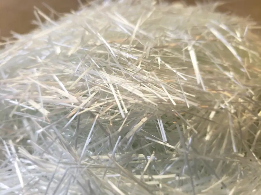 Chopped Fiberglass for Concrete and GFRC - AR Fibers 1/2" - 3/4" - Image 4